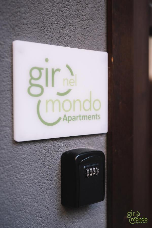 Giro Nel Mondo Apartments Catania Ngoại thất bức ảnh