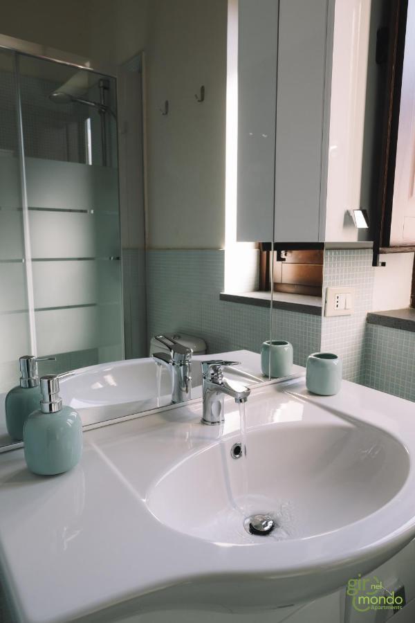 Giro Nel Mondo Apartments Catania Ngoại thất bức ảnh