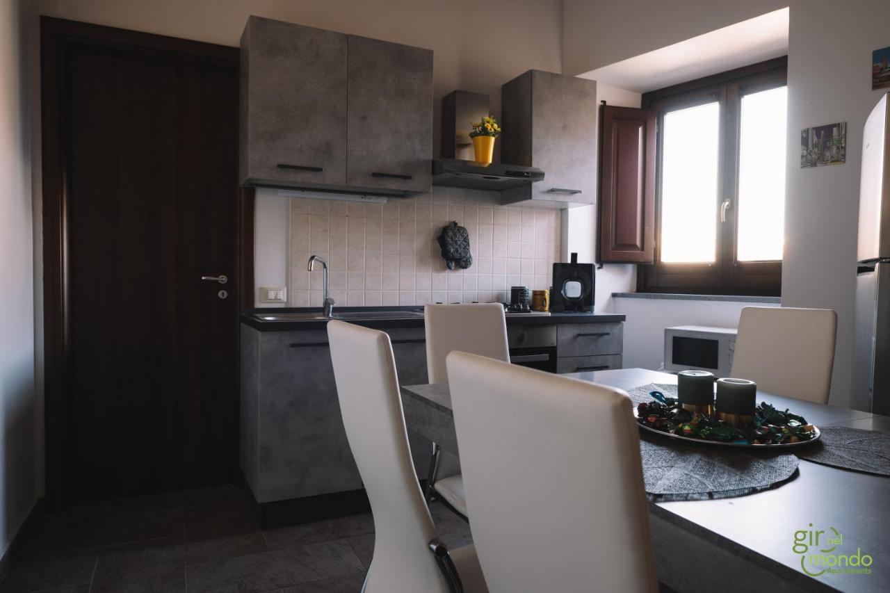 Giro Nel Mondo Apartments Catania Ngoại thất bức ảnh