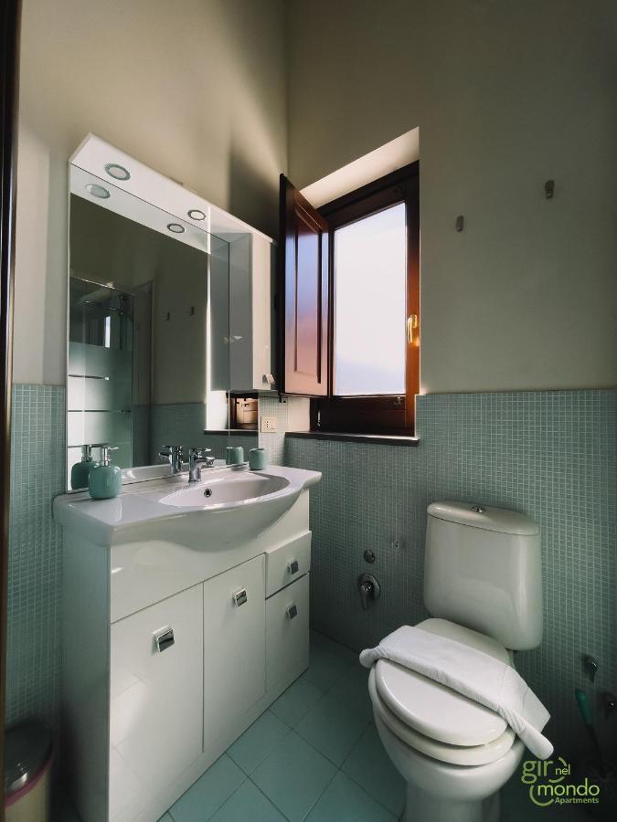 Giro Nel Mondo Apartments Catania Ngoại thất bức ảnh
